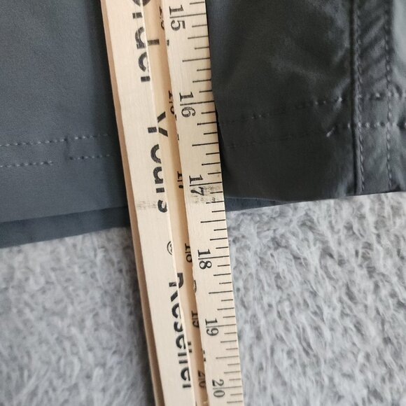 L.L. Bean Womens Skort Size 12 Gray Nylon Pockets Athletic 17" Length Adjustable - Picture 9 of 9